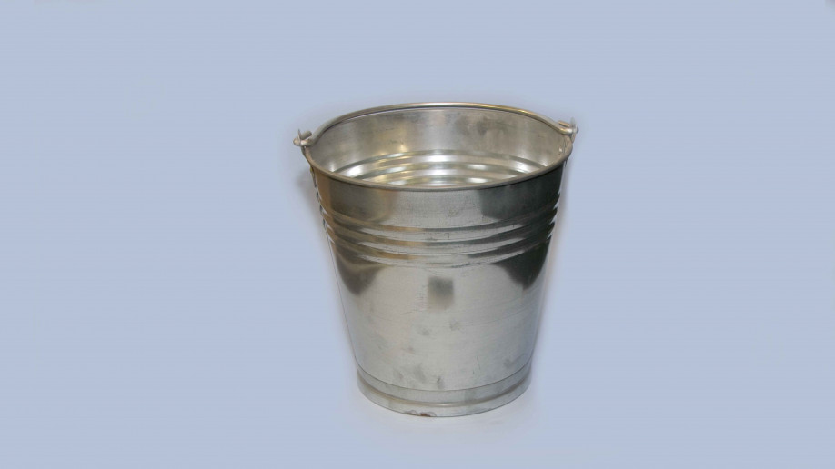 GALVANISED BUCKET/PAIL 10 LITRES APPROX EA.                         