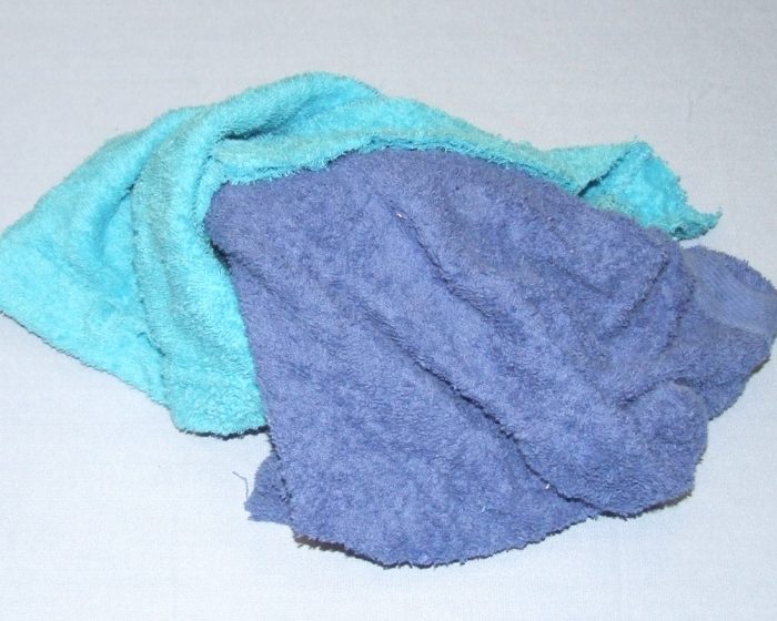 RECYCLED CLOTHING WORKSHOP WIPES